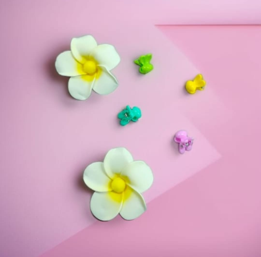 Frangipani Clips